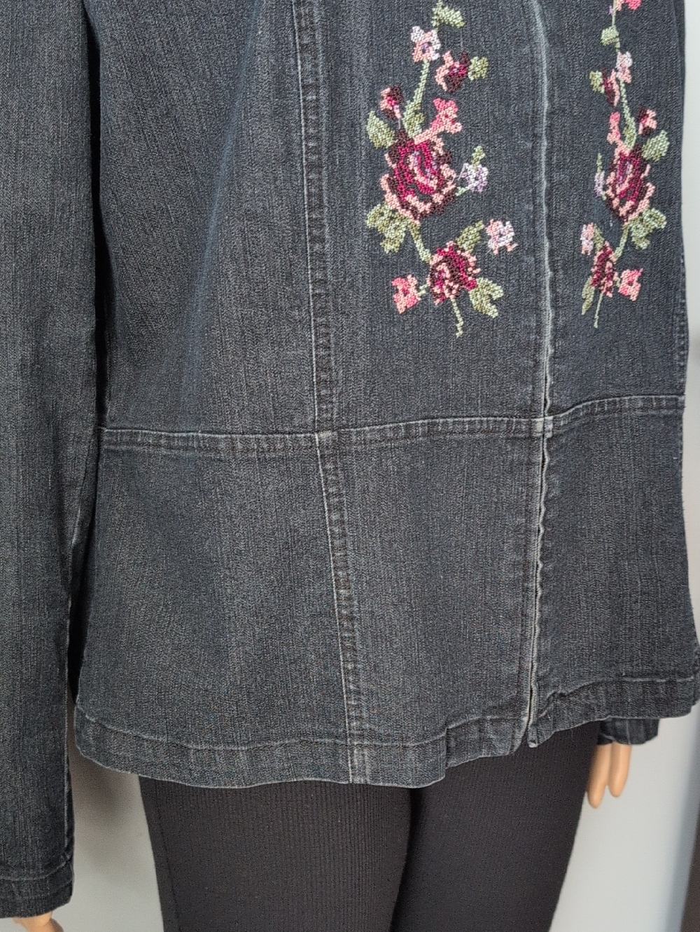 Cottagecore Embroidered Denim Jacket XL Dark Wash Floral Cross Stitch - Picture 5 of 13